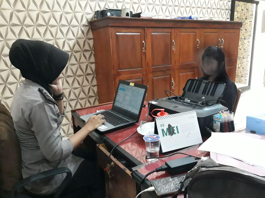 Petugas Polres Lamtim Periksa RS Rekan FR tersangka kasus perampokan